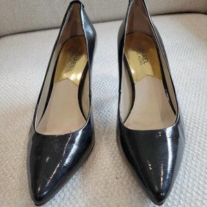 Michael Kors black patent leather pump, 3" heel, 8M
